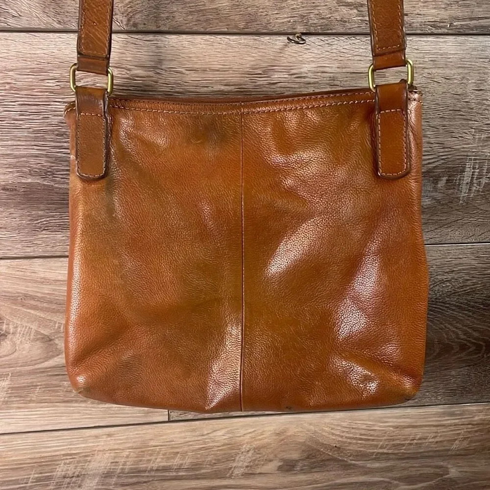 FOSSIL Brown Cowhide Leather Messenger Style Shoulder Bag READ - Picture 9 of 14